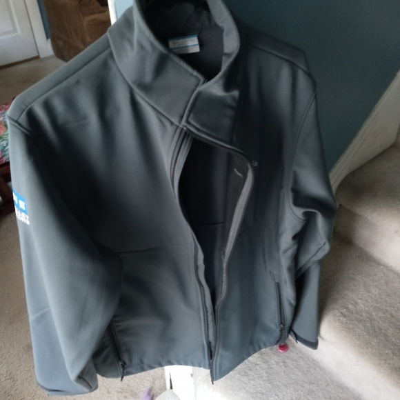 Columbia jacket - Picture 7 of 8